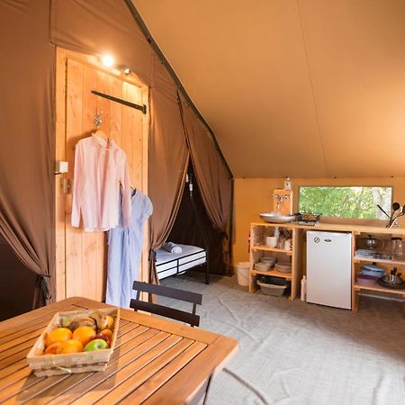 Huttopia Pays De Cordes Sur Ciel Albi Pokój zdjęcie